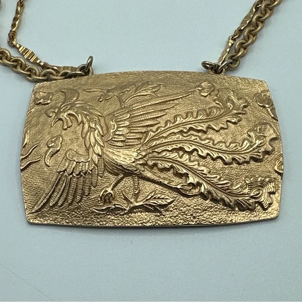 NAPIER‎ Vintage Huge Statement Raised Fighting Rooster Medallion Necklace #258